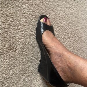 Elegant Black Peep-Toe Wedges